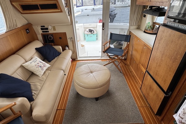 39ft Mainship Yacht For Sale