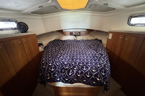 39ft Mainship Yacht For Sale