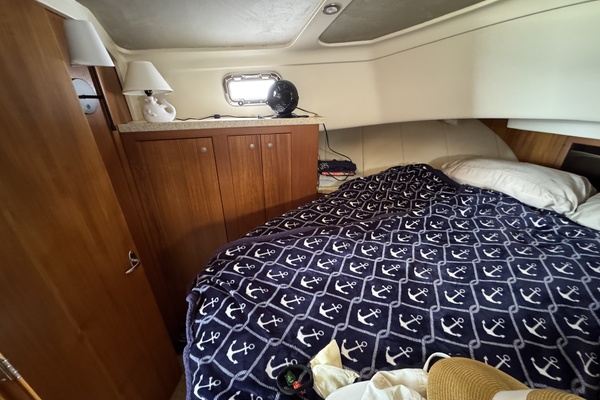 39ft Mainship Yacht For Sale