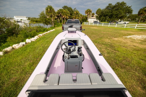 17ft Hell s Bay Yacht For Sale