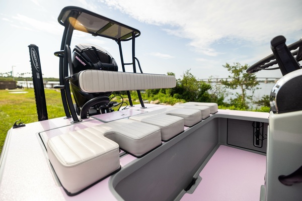 17ft Hell s Bay Yacht For Sale