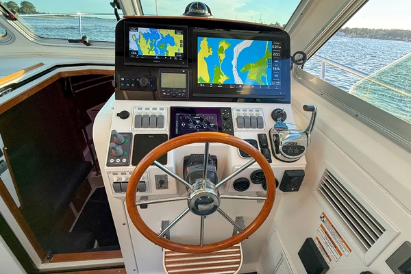 Back Cove 34 Yacht For Sale