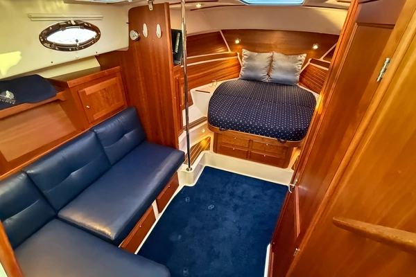 Back Cove 34 Yacht For Sale