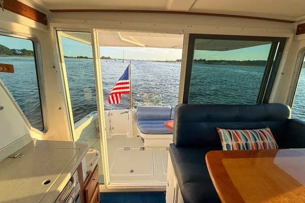 Back Cove 34 Yacht For Sale