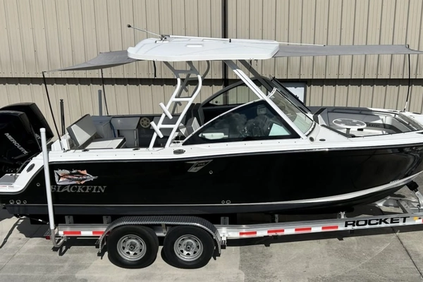 24-ft-Blackfin-2020-- Stuart Florida United States  yacht for sale