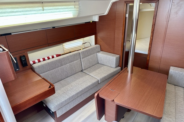 5K on the Bay 35ft Hanse Yacht For Sale