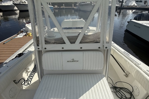 23ft Regulator Yacht For Sale