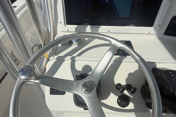 23ft Regulator Yacht For Sale