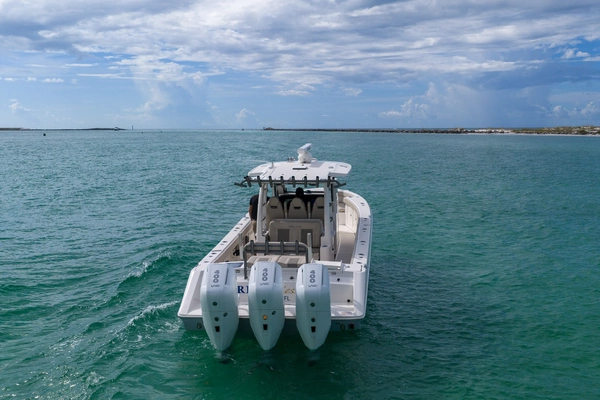 Solace 37CS Yacht For Sale