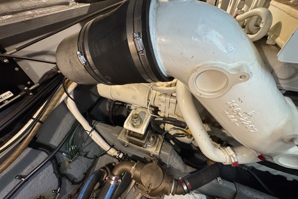 TOOLIN AROUND 37ft Sea Ray Yacht For Sale