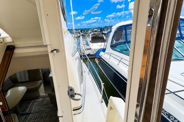 TOOLIN AROUND 37ft Sea Ray Yacht For Sale