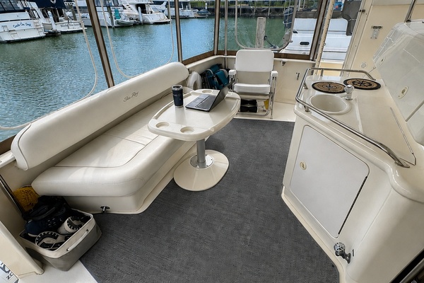 TOOLIN AROUND 37ft Sea Ray Yacht For Sale
