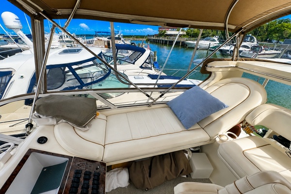 TOOLIN AROUND 37ft Sea Ray Yacht For Sale
