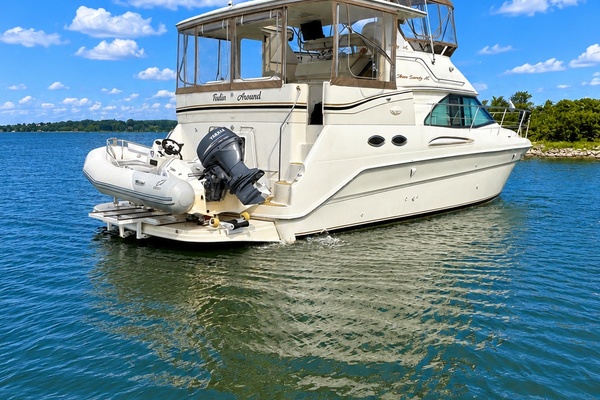TOOLIN AROUND 37ft Sea Ray Yacht For Sale