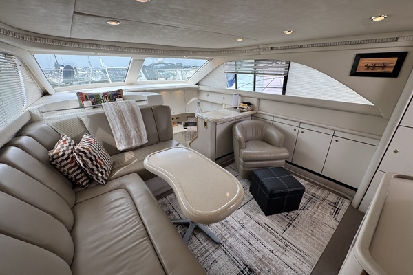 TOOLIN AROUND 37ft Sea Ray Yacht For Sale