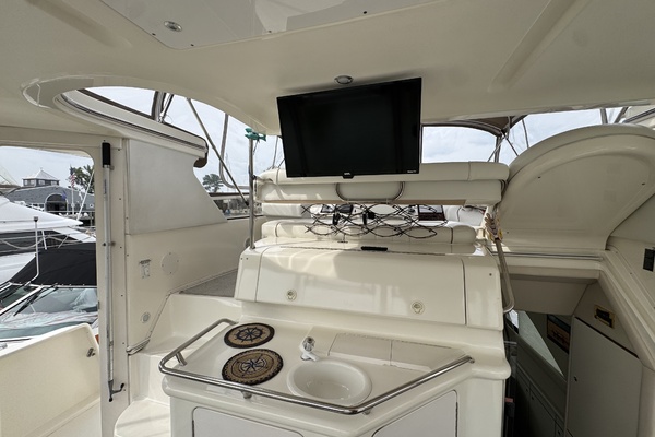 TOOLIN AROUND 37ft Sea Ray Yacht For Sale