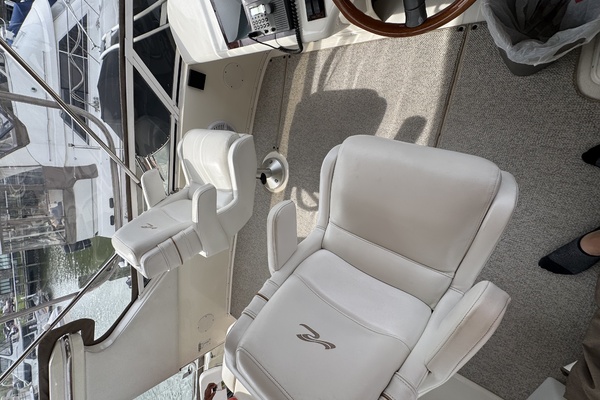 TOOLIN AROUND 37ft Sea Ray Yacht For Sale