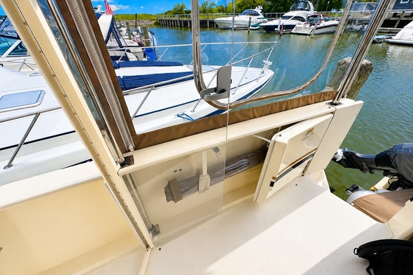 TOOLIN AROUND 37ft Sea Ray Yacht For Sale