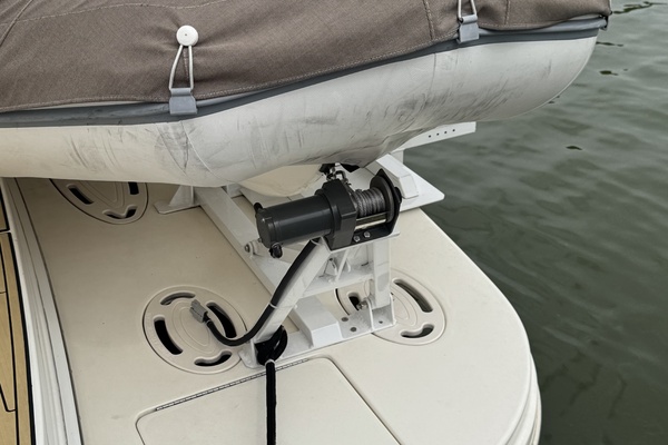 TOOLIN AROUND 37ft Sea Ray Yacht For Sale