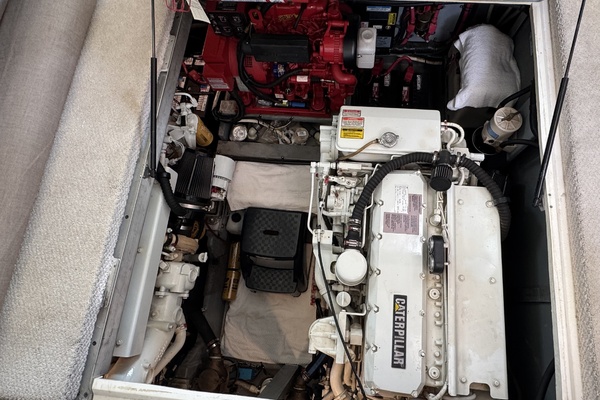 TOOLIN AROUND 37ft Sea Ray Yacht For Sale