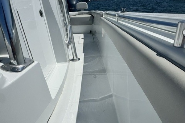 24ft Contender Yacht For Sale