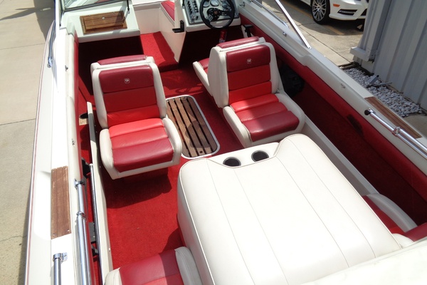 17ft Stingray Yacht For Sale
