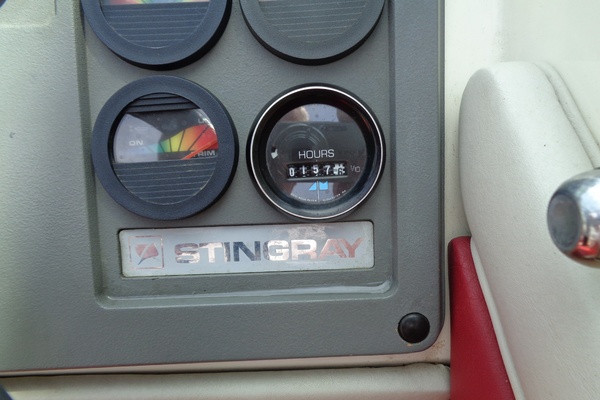 17ft Stingray Yacht For Sale