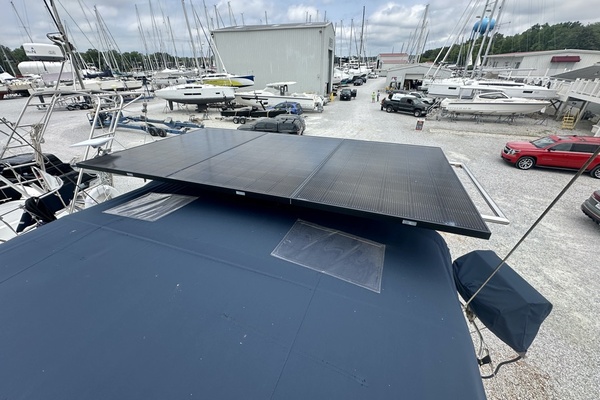 47ft Beneteau Yacht For Sale