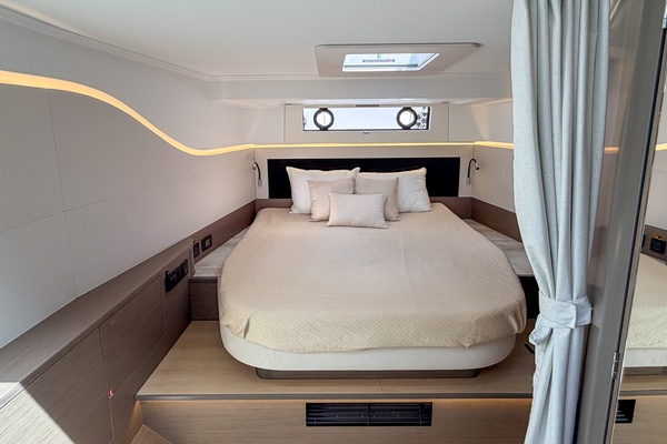 In Stock 40ft Beneteau Yacht For Sale