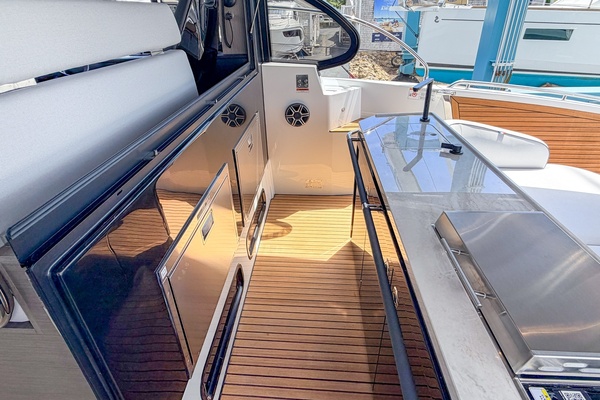 In Stock 40ft Beneteau Yacht For Sale