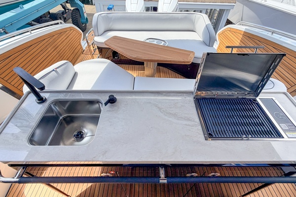 In Stock 40ft Beneteau Yacht For Sale