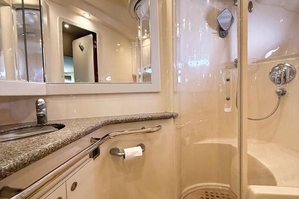 Sea Ray 550 Sundancer Yacht For Sale