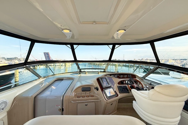 Sea Ray 550 Sundancer Yacht For Sale