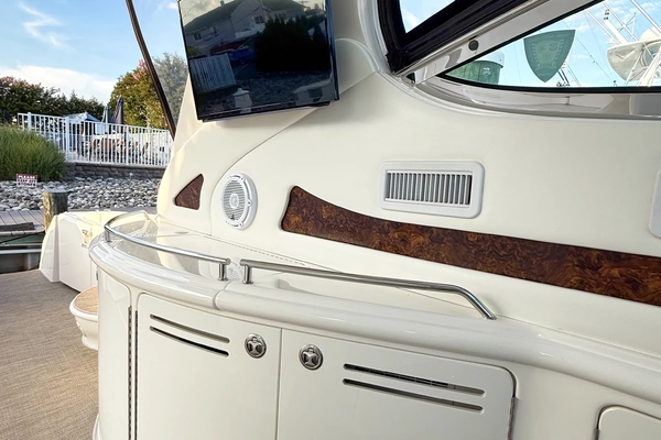 Sea Ray 550 Sundancer Yacht For Sale