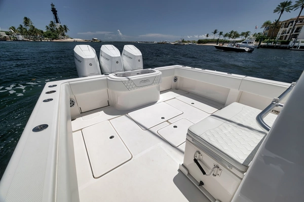 Invincible 39 Yacht For Sale