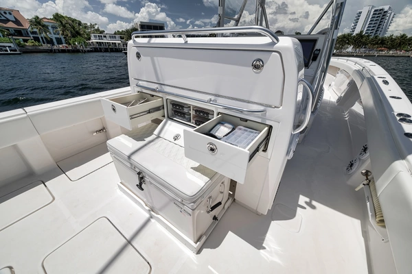 Invincible 39 Yacht For Sale