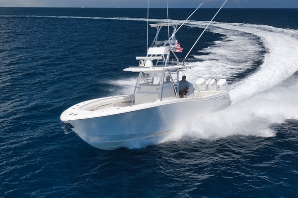 LOQUITO 39ft Invincible Yacht For Sale
