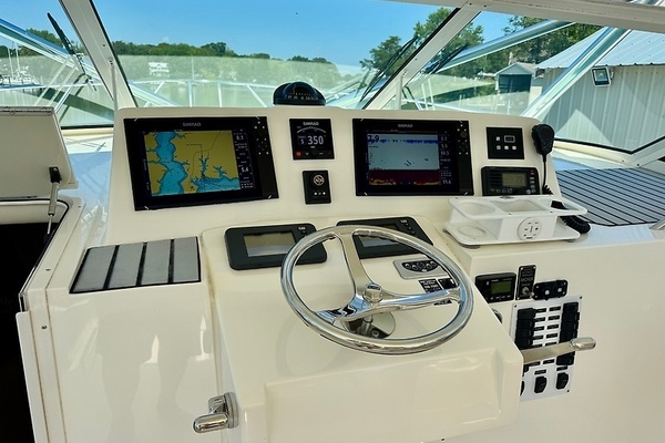 Tuned In 36ft Albemarle Yacht For Sale