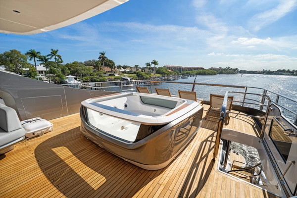 Princess Y95 Yacht For Sale