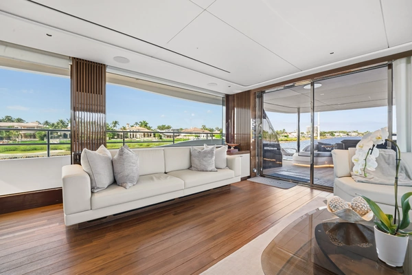 Princess Y95 Yacht For Sale