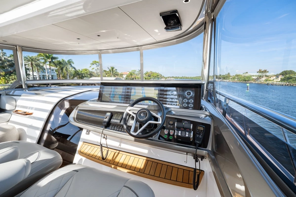 Princess Y95 Yacht For Sale