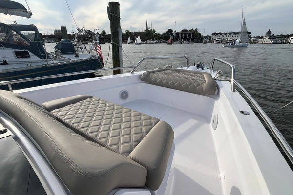Axopar 37 XC Cross Cabin Yacht For Sale