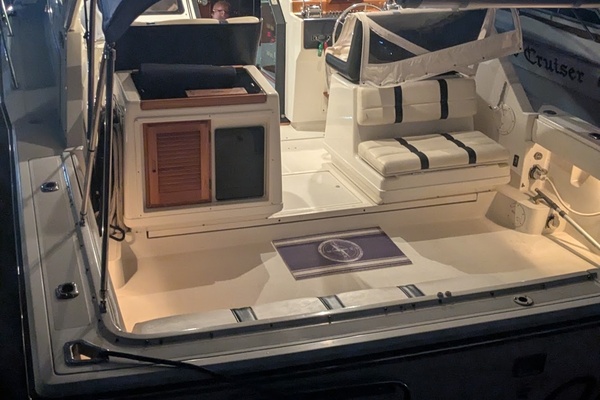 33ft Tiara Yachts Yacht For Sale