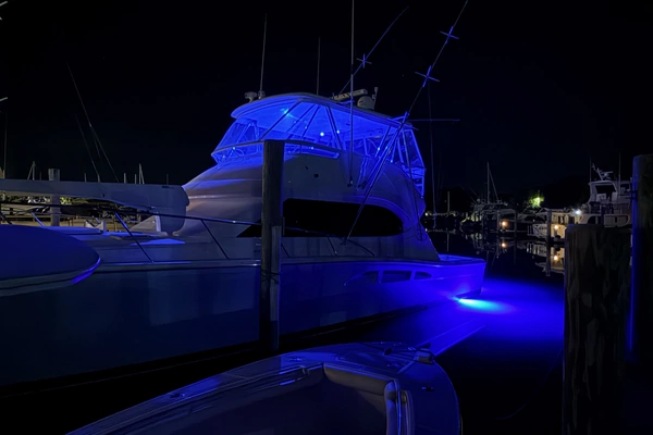 Riviera 51 Flybridge Yacht For Sale
