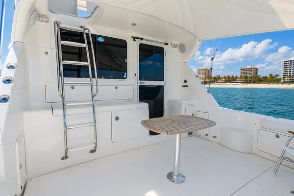 Riviera 51 Flybridge Yacht For Sale