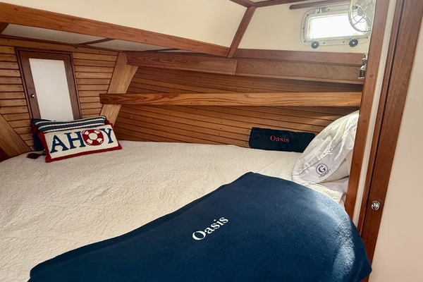 Oasis 38ft Wilbur Yacht For Sale