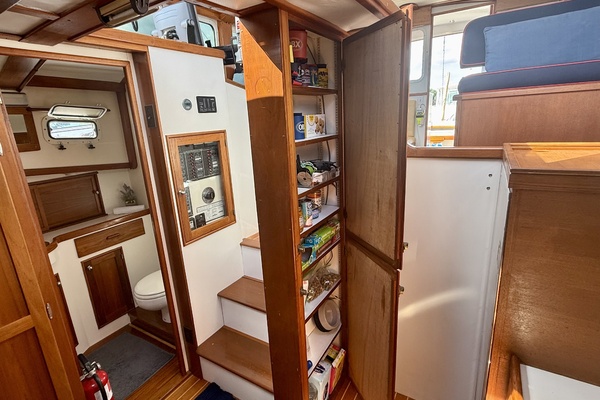Oasis 38ft Wilbur Yacht For Sale