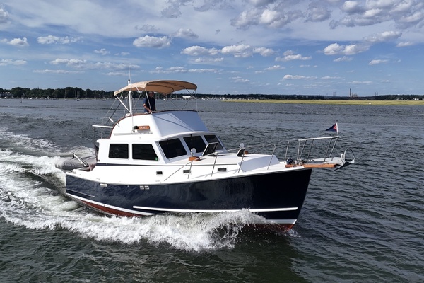 1987 Wilbur 38 Flybridge Cruiser