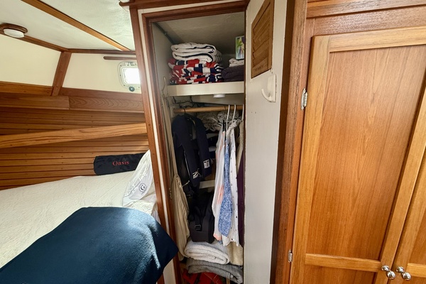Oasis 38ft Wilbur Yacht For Sale