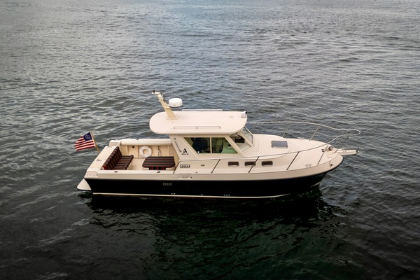 Green Light 28ft Albin Yacht For Sale